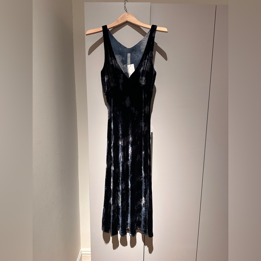 Raquel Allegra Velvet Dress size 0